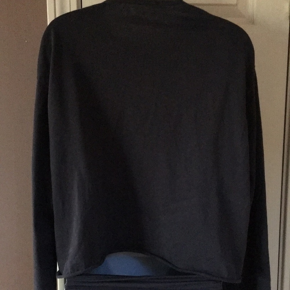 Freeze Novelty Long Sleeve Crop T-shirt EUC - Picture 3 of 4